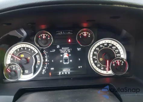 2013 Ram 1500 Laramie из США, поврежденный, VIN 1C6RR7NT2DS592060